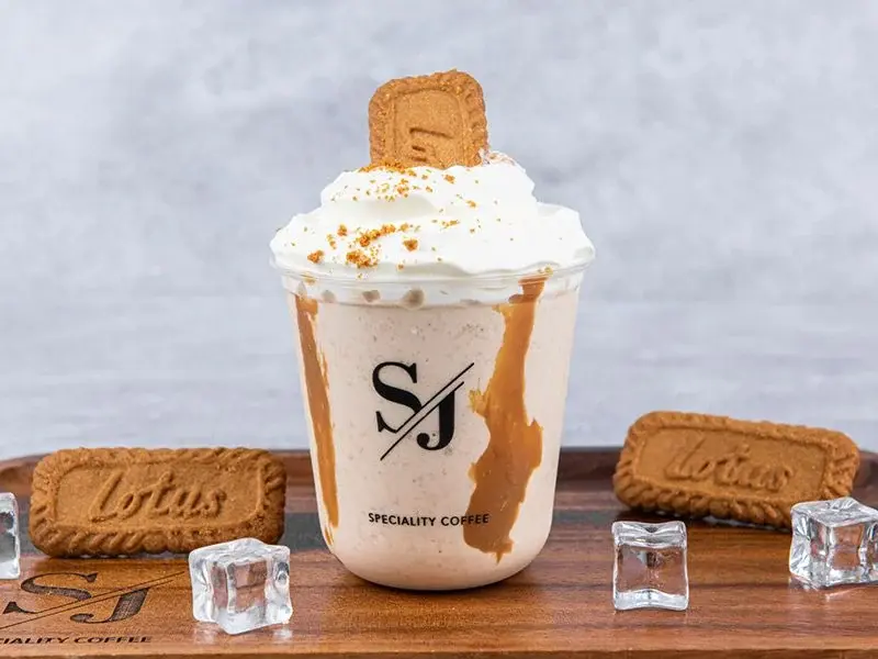 Lotus Milkshake