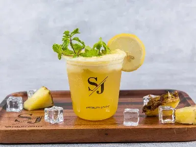 Pineapple Mojito