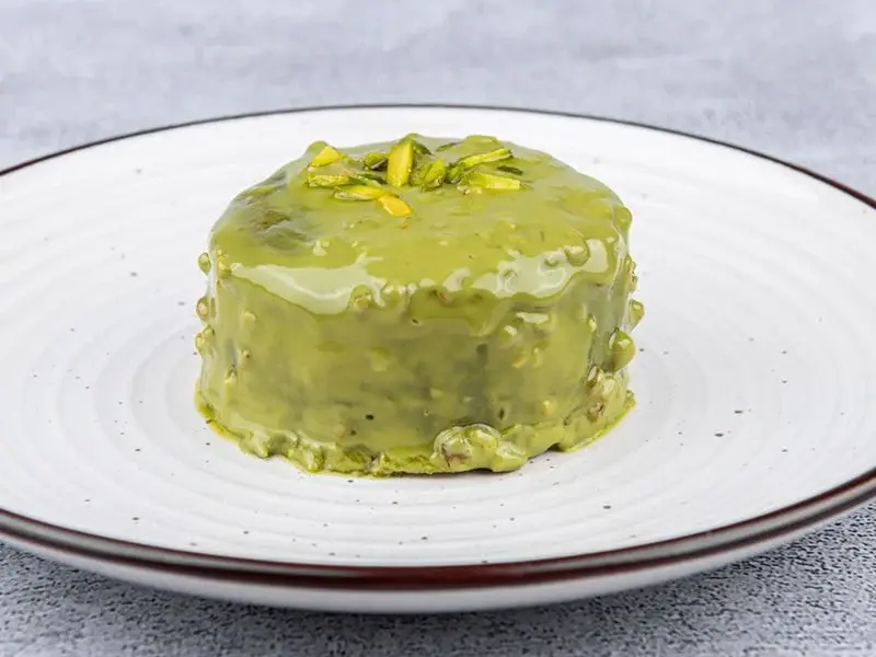 Pistachio Molten Cake